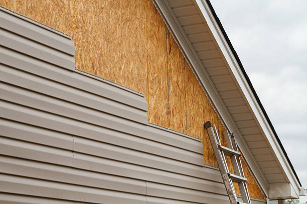 Professional Siding Repair technician working in Merchantville, NJ